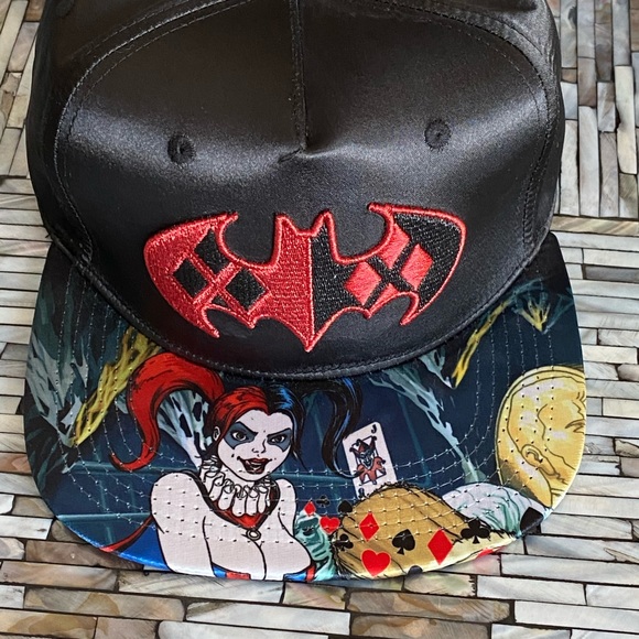 DC comics hat - Picture 9 of 9